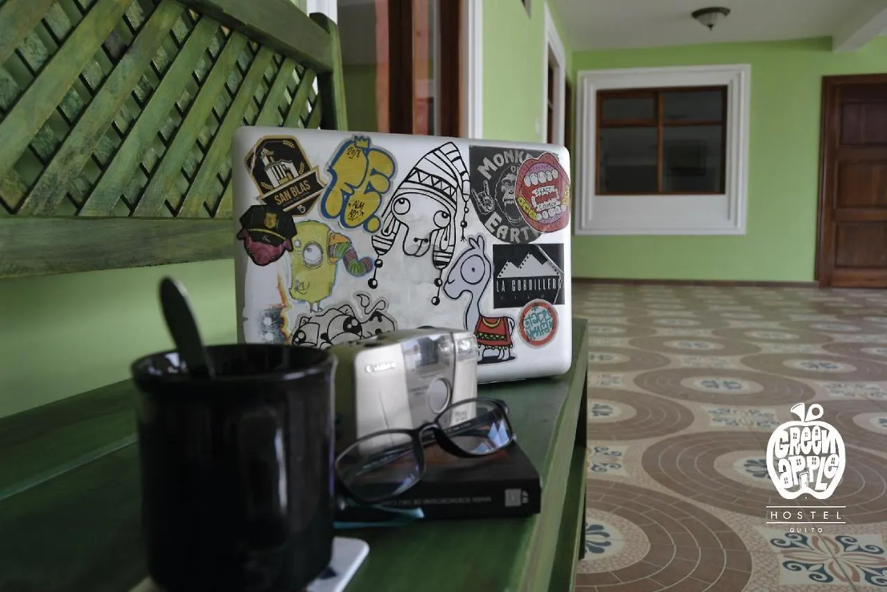 Green Apple Hostel キト ゲストハウス