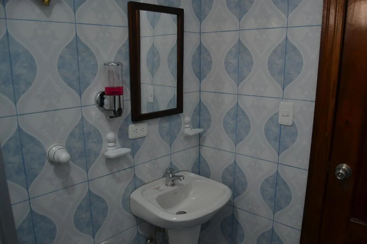 Green Apple Hostel Quito Guest house